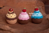 Newborn cherry cupcakes