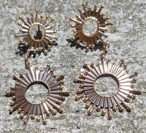 Image of Doubles Sunburst Earrings