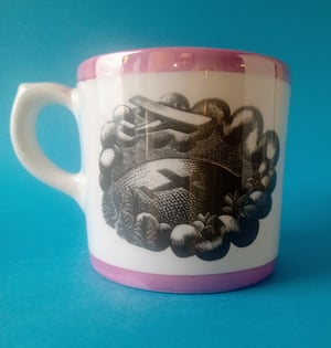 Ravilious cup - plane