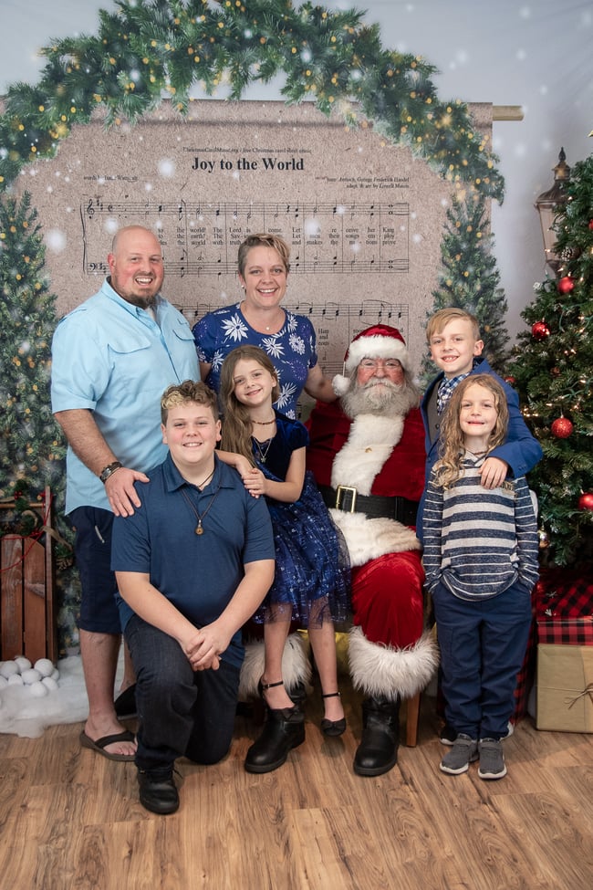 2022 Studio Santa Session--November 19th & 27th ONLY! (Deposit)