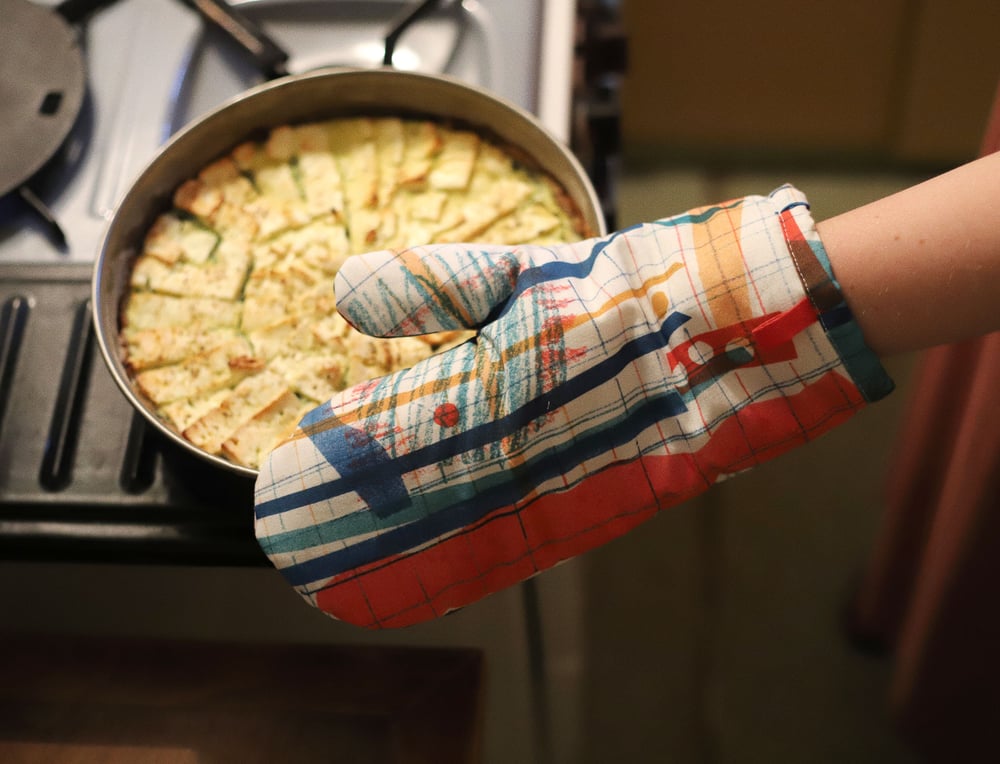 Image of COLOR COLLAGE COOKING GLOVE (preorder)