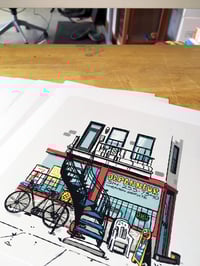 Image 3 of Montréal Dépanneur