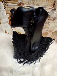 Collar negro