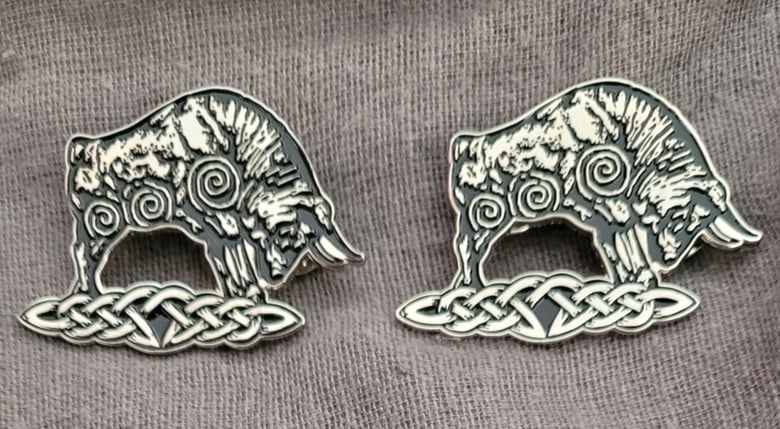 Image of Táin Bó Cúailnge limited edition shaped enamel pin 