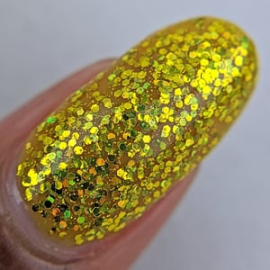 Image of Psyche a beautiful yellow based jelly with 3 sizes of  yellow holo glitter