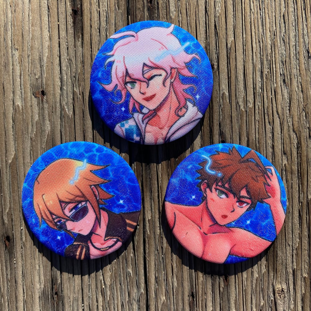 DR: Thirsty Beach Boy Fabric Buttons