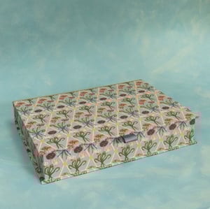 Image of A4 Keepsake Box - Diamond Tulip