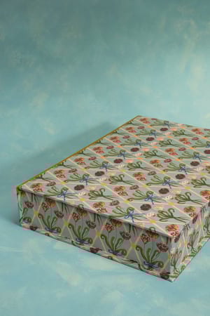 Image of A4 Keepsake Box - Diamond Tulip