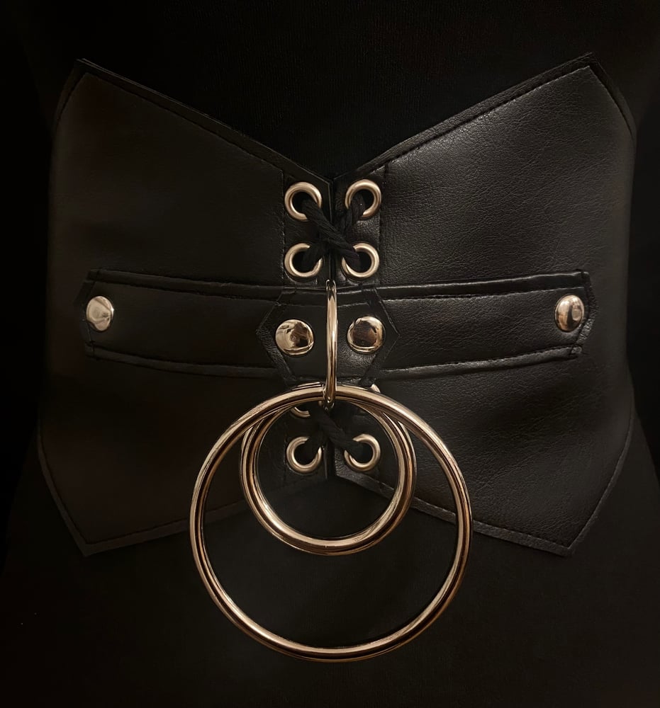 Christina cincher belt gold