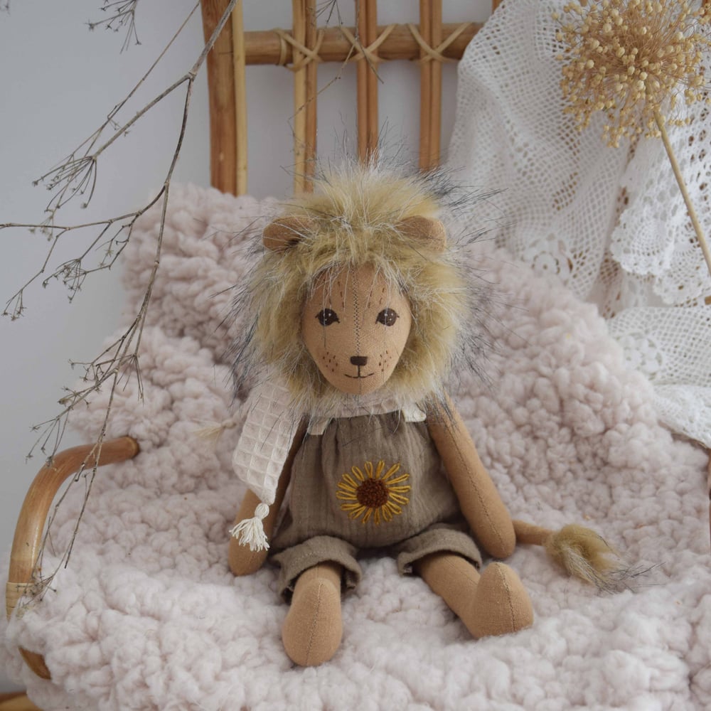 Image of Mini Lion Phylémon Tournesol