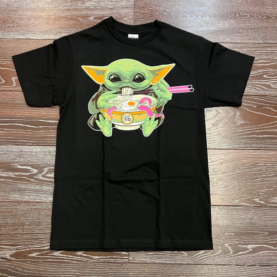 Image of Chow Down Grogu Men's TEE