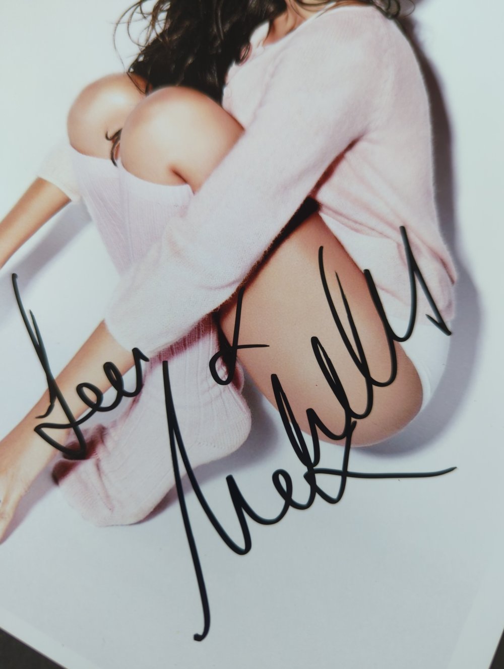 Michelle Keagen Signed Glamour 10x8