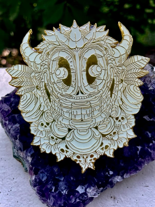 Image of AKU [GOLD GLOW]