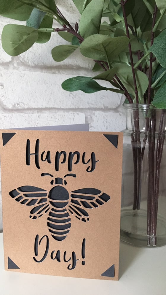 Image of Happy Birthday Bee Card