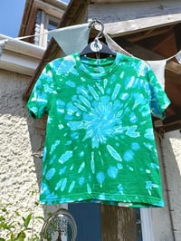 Image 2 of Children's reverse dyed green Tshirt age 3-12