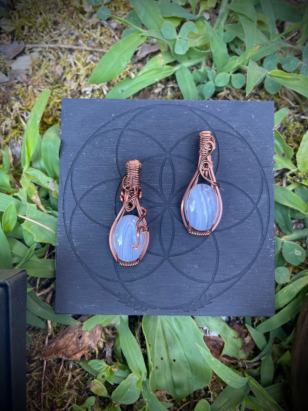 small chalcedony necklace