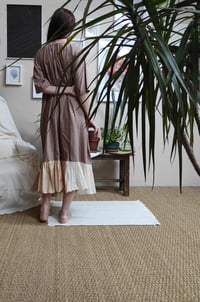 Image 4 of Cassis - old pink