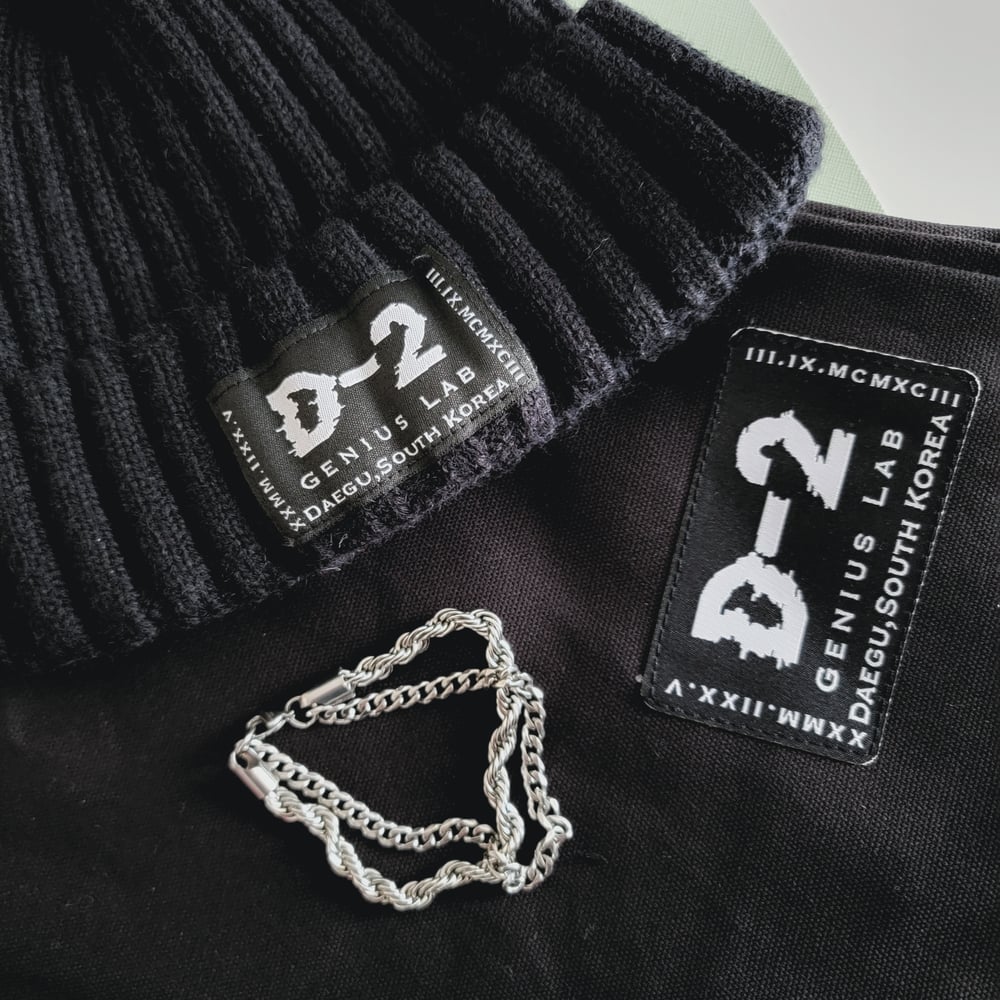 Image of D-2 RIBBED BEANIE