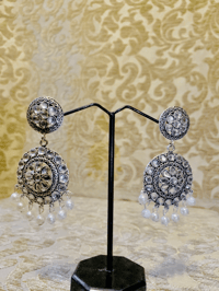 Image 5 of Silver Kundan Earrings