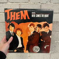 Them  – Here Comes The Night - US Mono First press LP with promo sticker. 