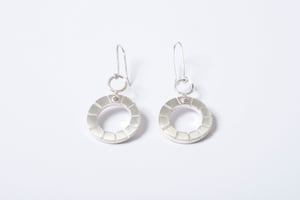 Image of Notched Drop Earrings
