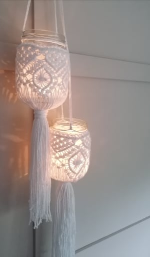 Hanging lantern 