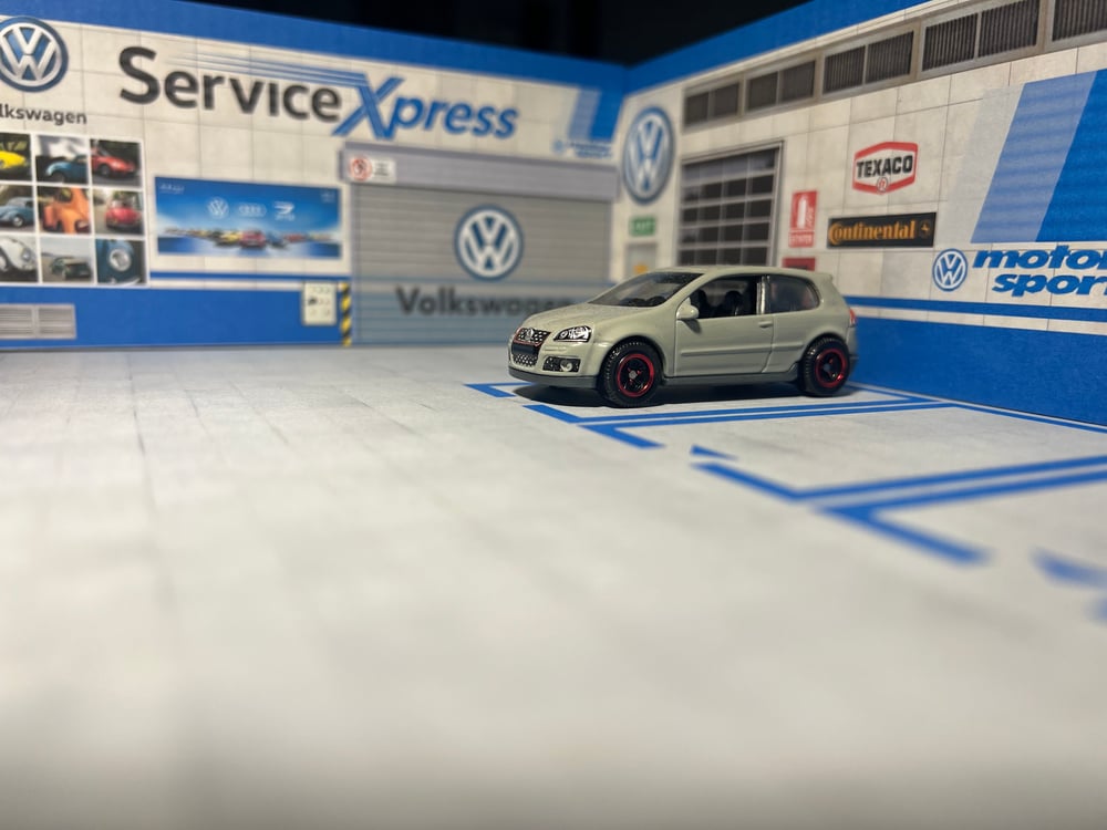 VOLKSWAGEN SERVICE GARAGE