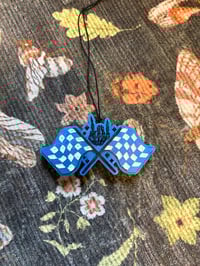 Mahogany Teakwood scented Racing Flags Freshie