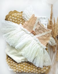 Image 3 of Photo prop | Newborn girls photoshoot outfit | Rosalie | beige | cream