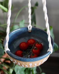 Image 1 of 'Cielo y Arena' Hanging Bowl