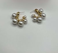 Image 2 of Pearl hoop 