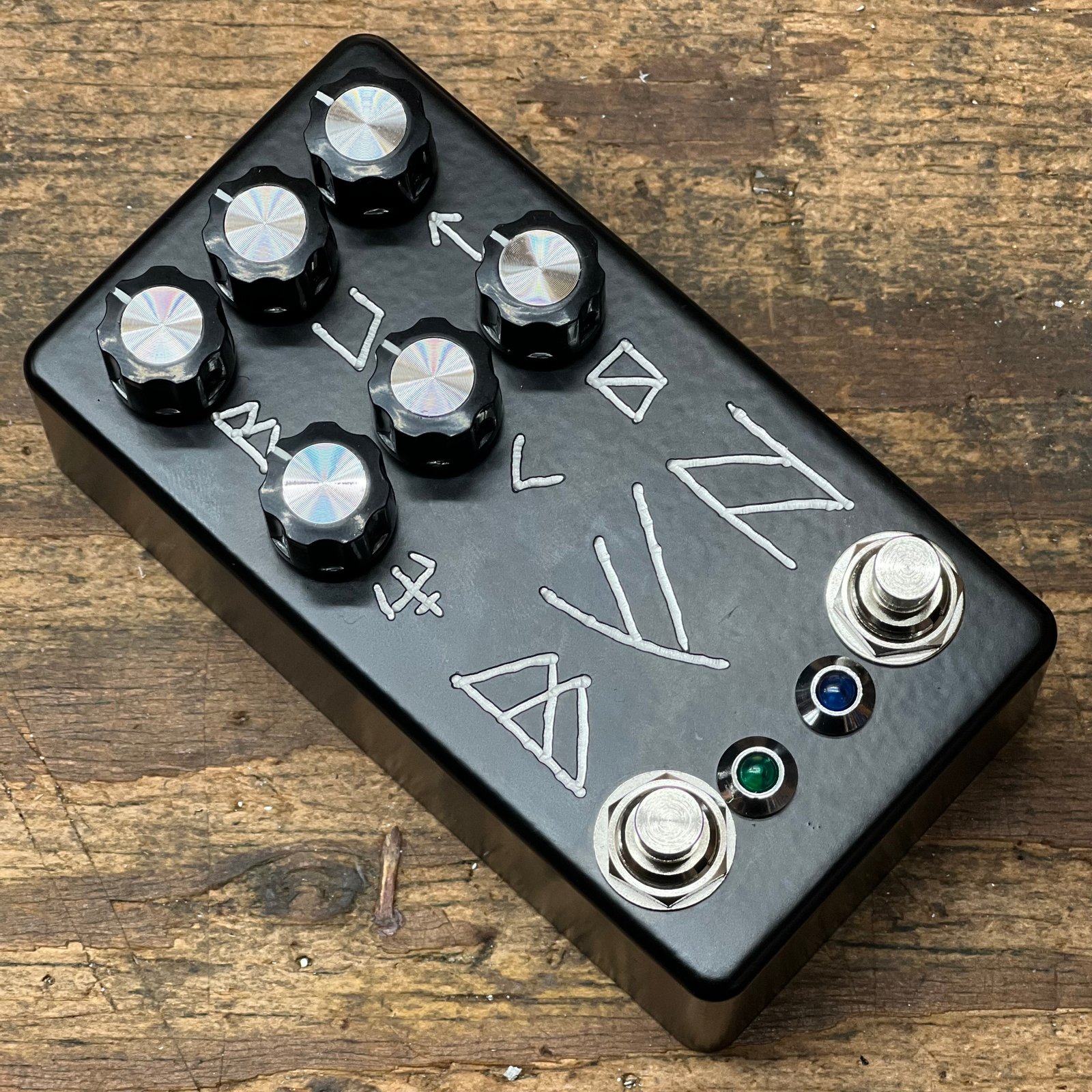 MITHRANDIR OCTAVE FUZZ MKII | BLACKHAWK AMPLIFIERS