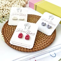 Image 4 of Sueños en la Mochila Studs