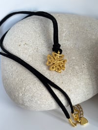 Image 2 of Collares con cuerda