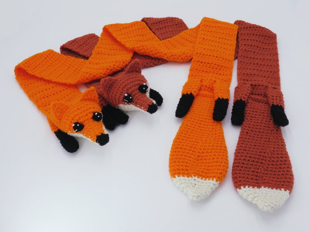 Image of Fox Scarf 