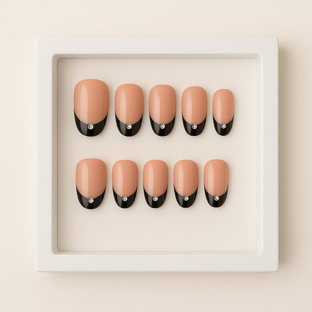 Image of Noir Elegance