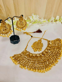 Image 1 of Golden Dust Bridal Kundan Set (necklace, earrings, tika)