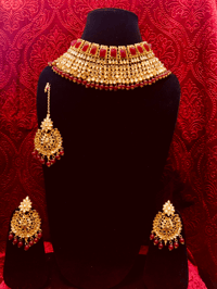 Image 3 of Relishing Bridal Kundan Set  - Maroon Delight