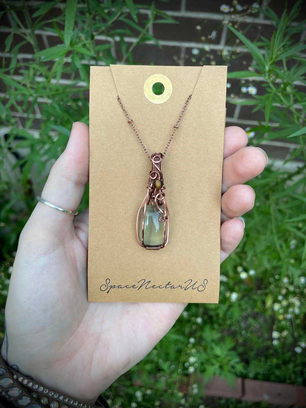 green fluroite necklace with tigers eye