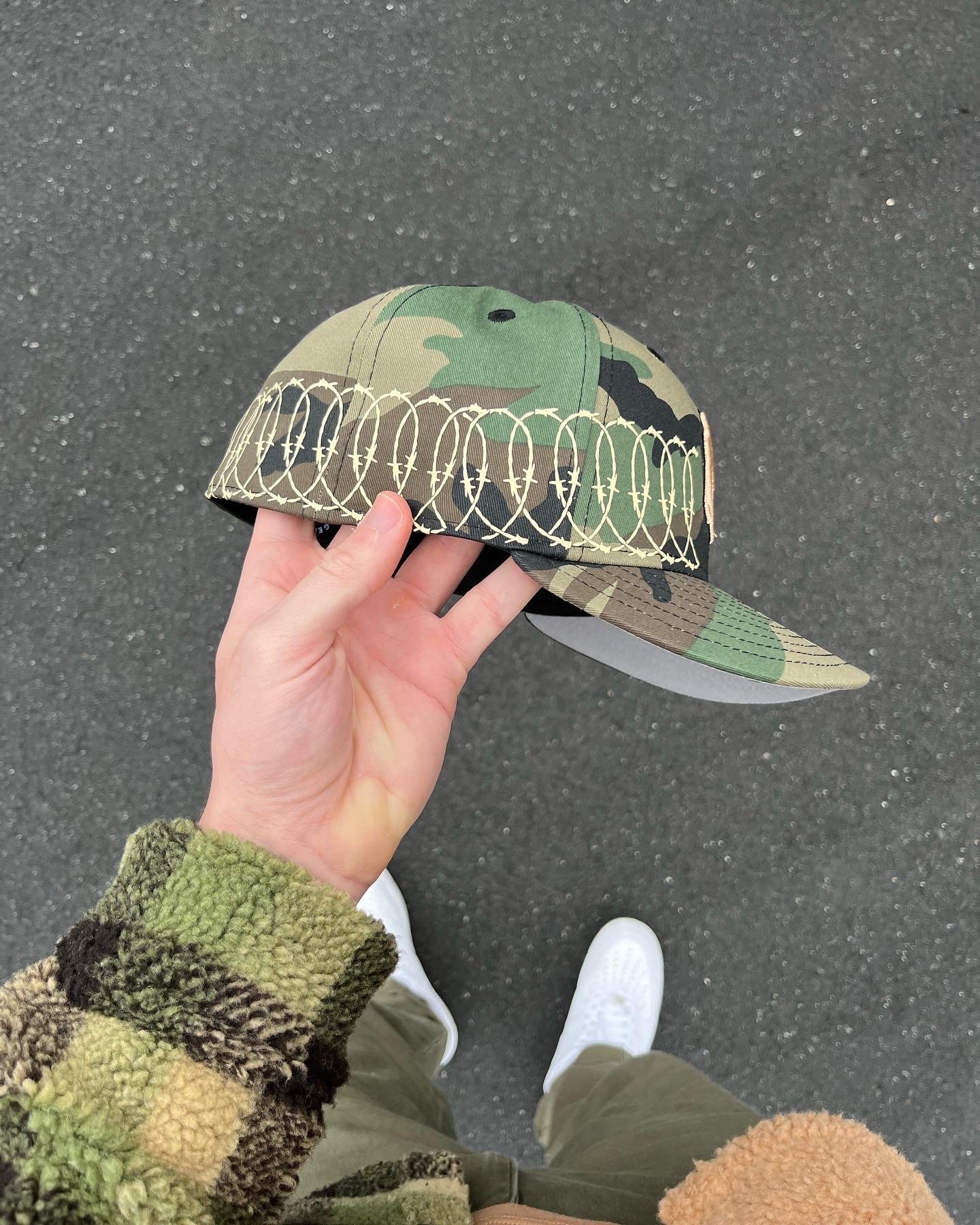 Image of  FULL BARB VINTAGE CAMO NY YANKEES CUSTOM FITTED CAP