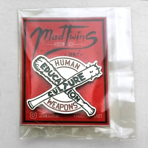 Image of PIN Human weapons bats