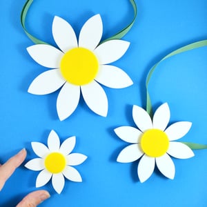 Image of White Daisy Necklaces and Brooch