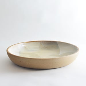 Image of large stoneware serving bowl