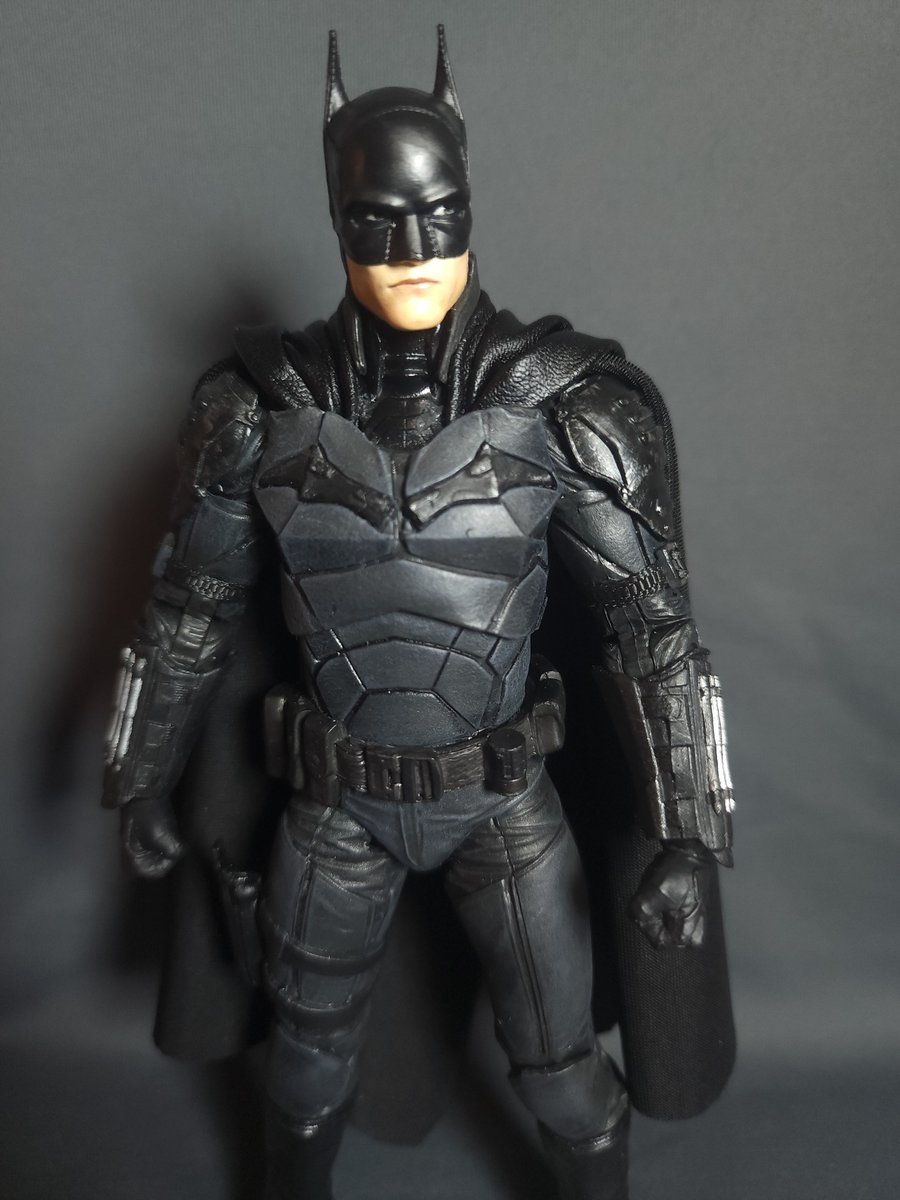 DC Multiverse The Batman wired cape | Harker Customs