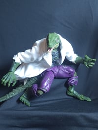 Image 1 of Marvel Legends Lizard BAF wired lab coat