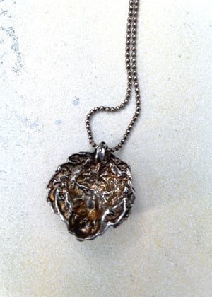 Image of Vintage Sterling Silver Lion head Pendent & Chain 