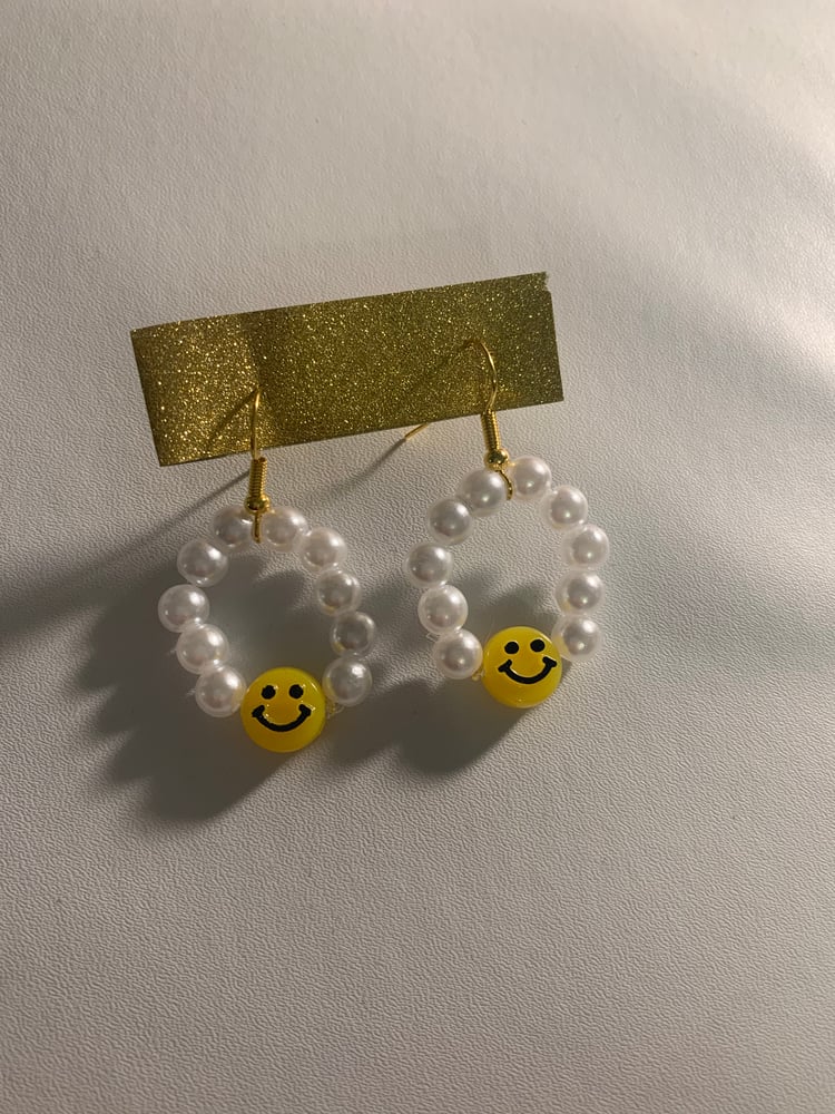 Image of Smiley Face Earrings