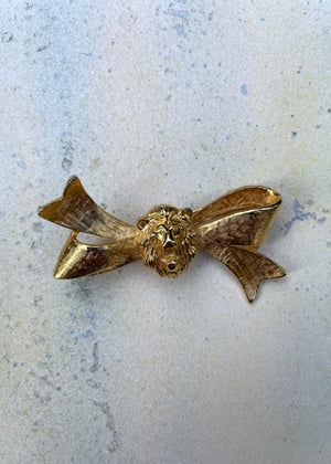 Image of Vintage Lion head  Bow Brooch 