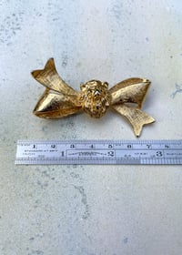 Image 4 of Vintage Lion head  Bow Brooch 