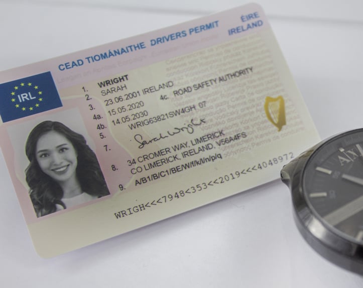 Image of Irish Drivers Permit with Hologram + UV light